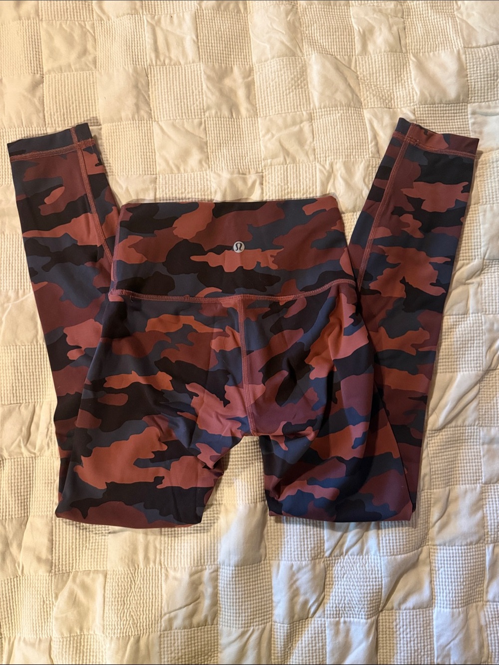 lululemon athletica Camouflage Leggings - Burgundy/Black